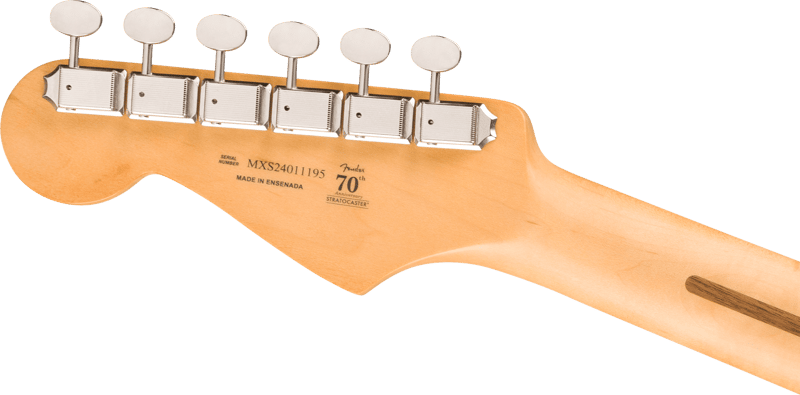 FENDER PLAYER II STRATOCASTER ELEC GTR,RW FB,CORAL RED 558