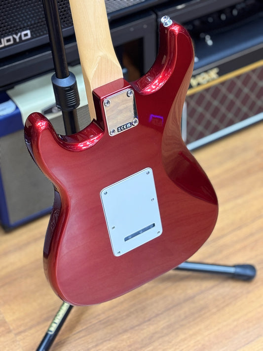 Fender Standard Stratocaster Electric Guitar w/White Pickguard, Maple FB, Candy Cola