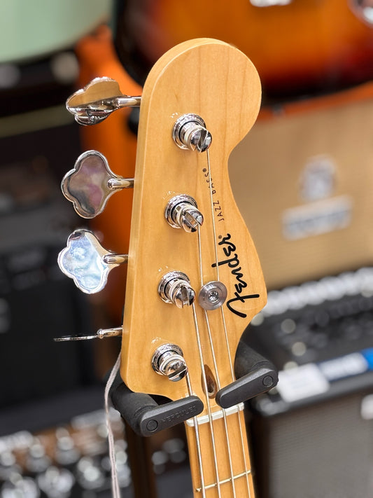 Fender Standard Jazz Bass Guitar, Maple FB, Black